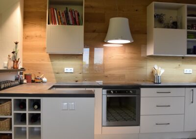 Návrh a realizace rekonstrukce kuchyně Dočkalová interiéry